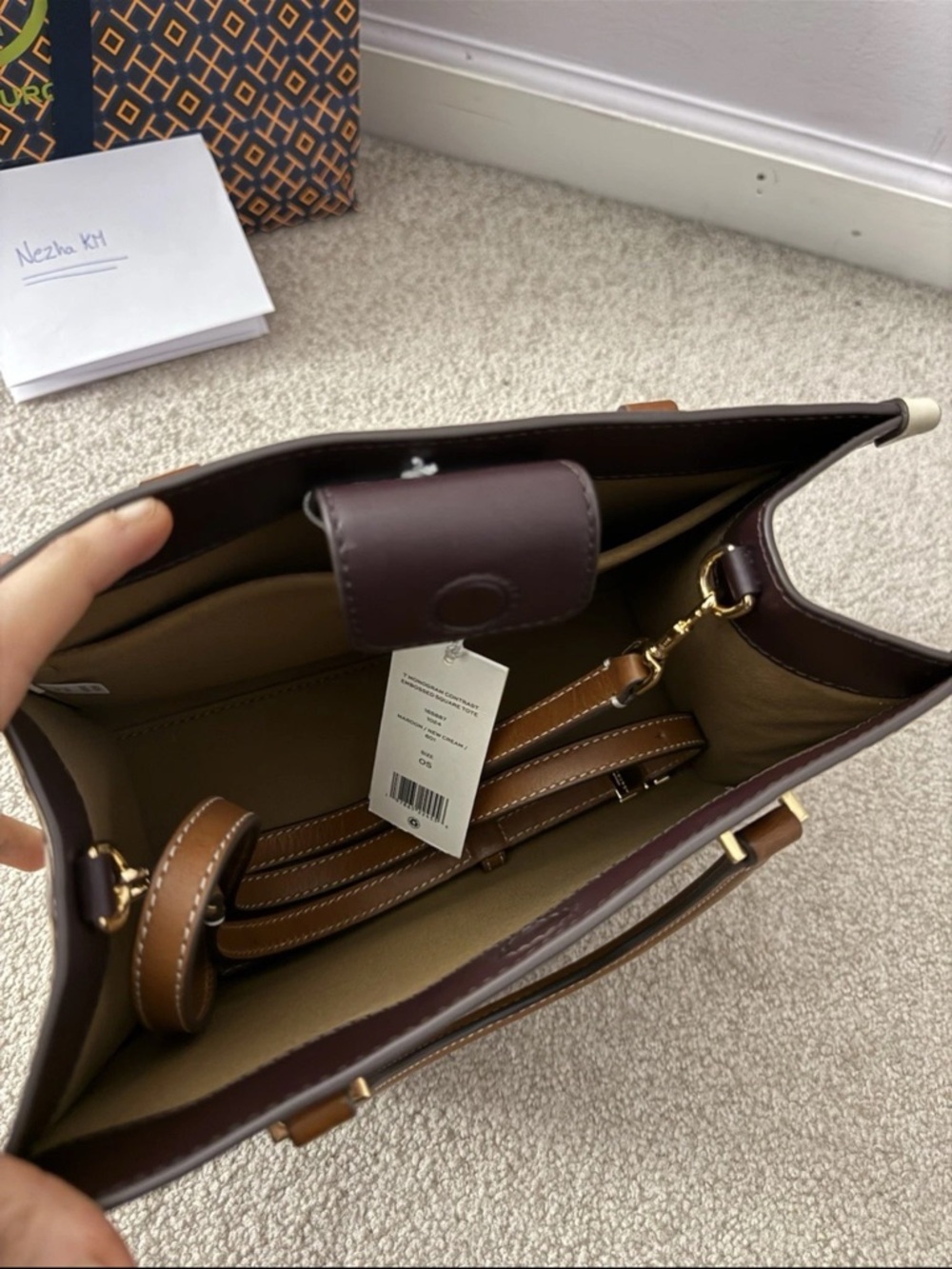 NWT Tory Burch T-Monogram Contrast Embossed Square Tote Marron/New Cream Rare - Picture 4 of 9